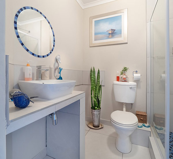 bathroom-3501553_1280